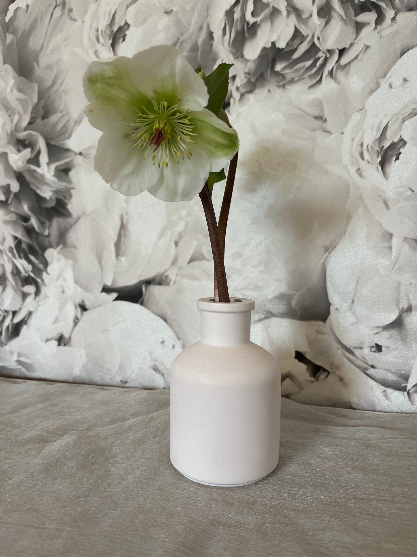Découvrez Vase y - Berlin, ici en rose